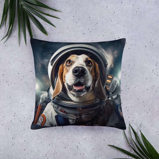 Beagle Astronaut Basic Pillow