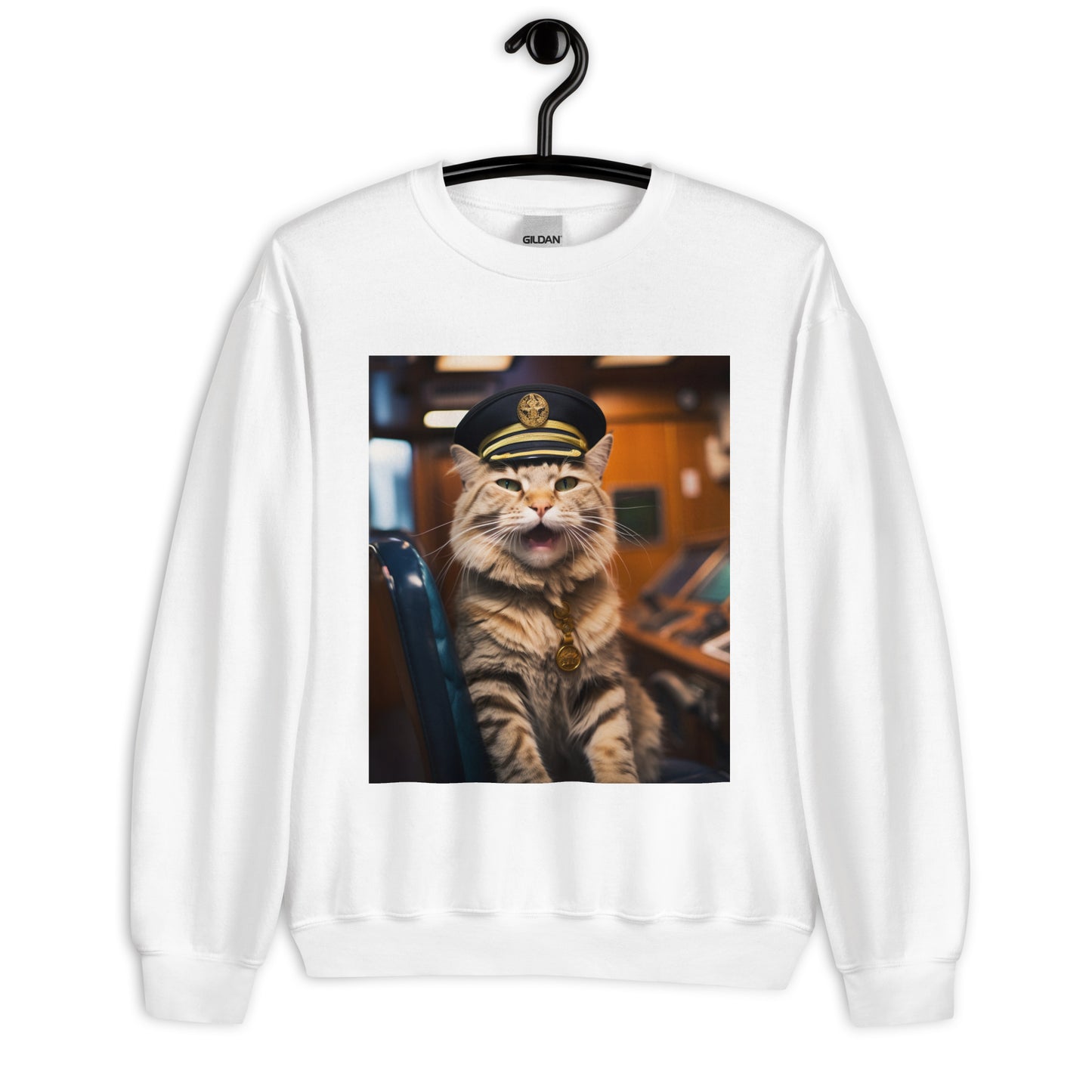 Maine Coon CruiseShipCaptain Unisex Sweatshirt