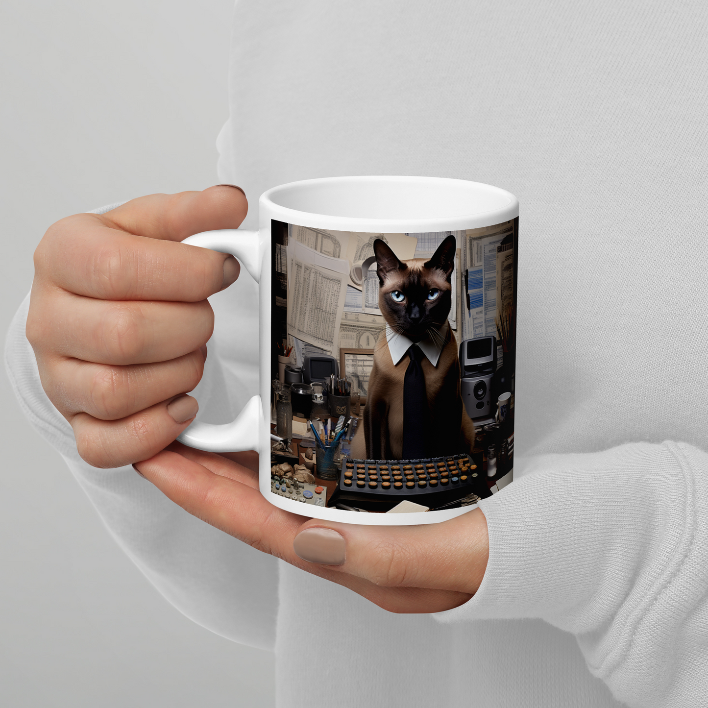 Siamese Accountant White glossy mug